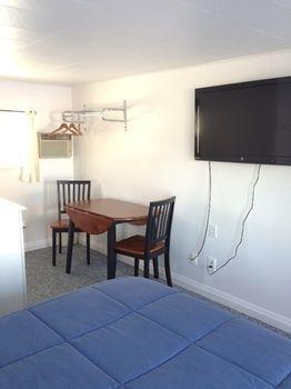 Motel South Arm Retreats East Jordan